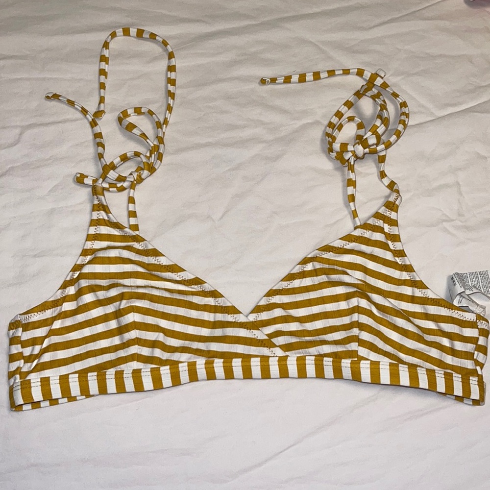 Bikini top